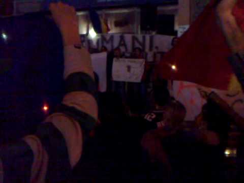 Eminescu canta multimea