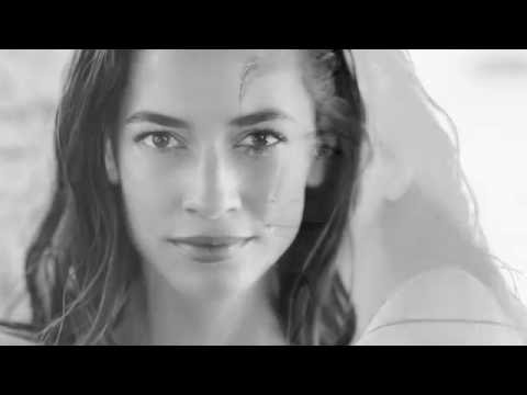 Discover the Science Behind NEW Skinlongevity™ Serum Essence Featuring Louise De Chevigny