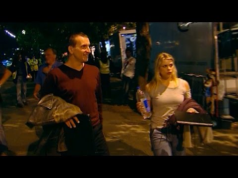 afbeelding Chris and Billie's First Big Scene Together | Doctor Who Confidential