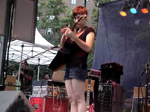 8/16 Kaki King - Magazine