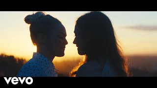 Musik-Video-Miniaturansicht zu Anyone Else Songtext von Matilda feat. Dagny