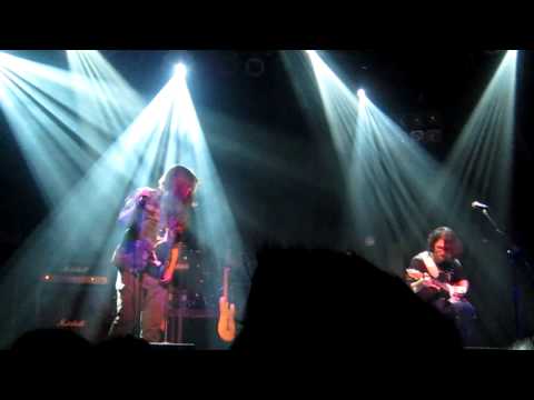 111203 게이트 플라워즈 yellow ledbetter + where did you sleep last night