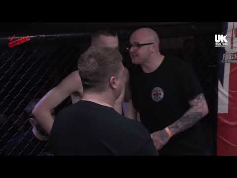 Zach Fry vs Dan Holt - UKFC 18