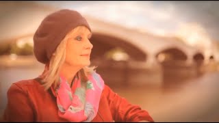 Twiggy - Waterloo Sunset