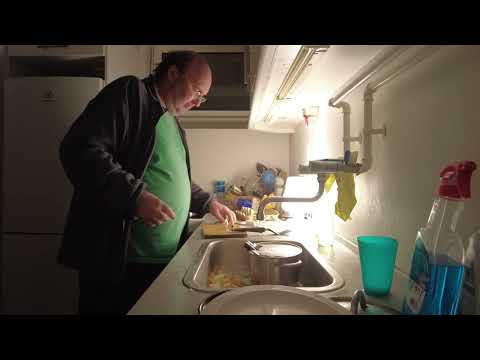 MongoTV_8152 - Mongo Madskole - KARRY RIS Med STEGTE LØG og FLÅET TOMATER