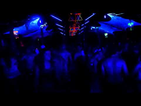 Dj Squee @ Universo Paralello 2011 / 2012