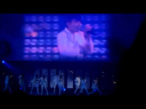 [FANCAM] 110611 Super Junior - BONAMANA [SM TOWN Live in Paris]