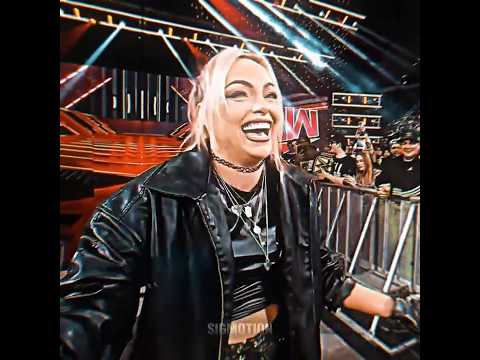 When Liv Mogan Left Becky Lynch Alone Against Damage CTRL 😅 - Edit #wwe  #usa #raw #livmorgan