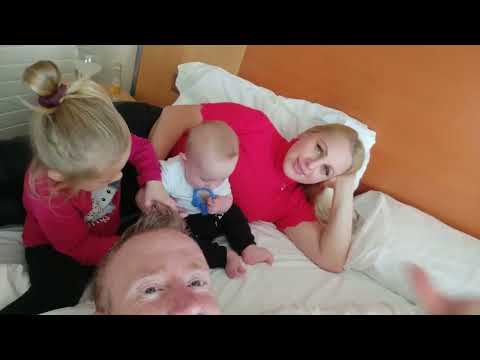 Aniversário de Joseph. Clifden Station House