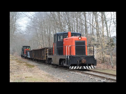 80 tonner freight train on the Valley Railroad - 2/9/2023