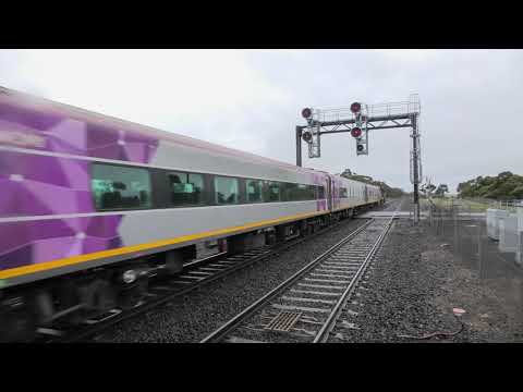 N451 on pass at Little River