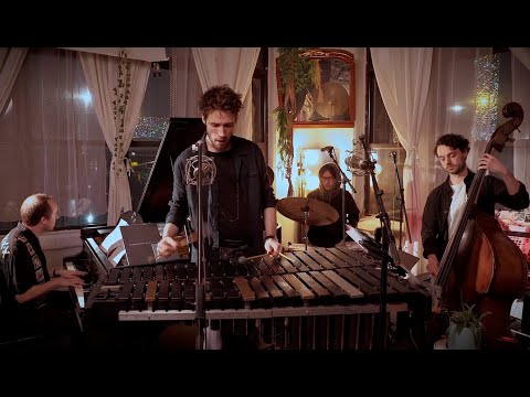 Merry-Go-Round of Life (Howl’s Moving Castle) - Simon Moullier Quartet