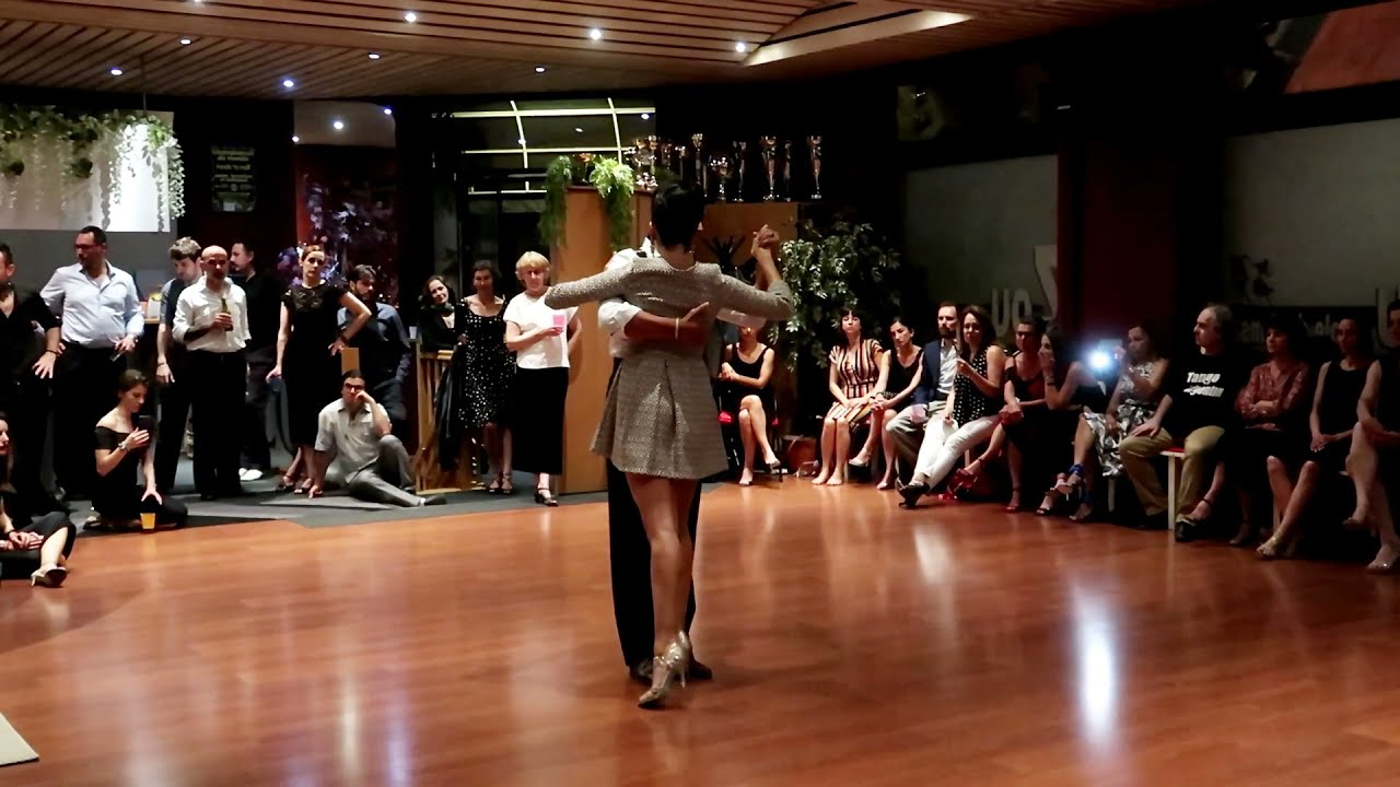 Video thumbnail for Martin Vicente & Ayelén Urrutia dance Angel Vargas' El Adiós