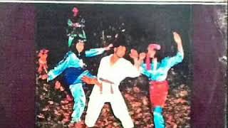 Download lagu Katakanlah  Ya - Oma Irama & Lily Syarif, band Zaenal Combo mp3