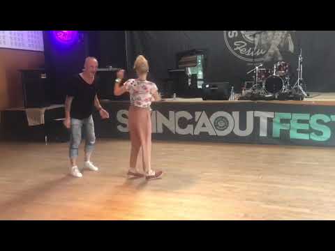Lindy hop inter @swingaoutfestival