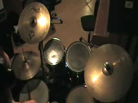 Malaki Elkaim (Holland) playin drums on Dowty Ebi vs Cartel hispano