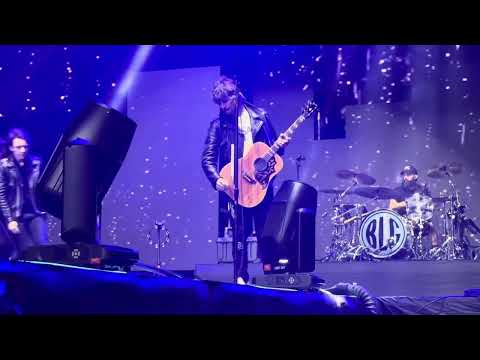 Boys Like Girls - Thunder / Stuck in the Middle (Live in Manila 2025)