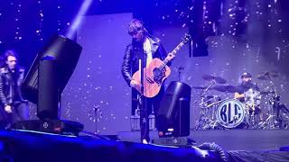 Boys Like Girls - Thunder / Stuck in the Middle (Live in Manila 2025)