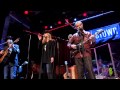 Over The Rhine - "Blood Oranges In The Snow" (eTown webisode #712)