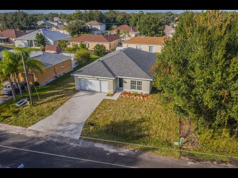 Practically New & Packed with Upgrades – A Must-See 4-Bedroom Gem in Poinciana! property video