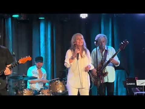 Wendy Matthews - Token Angels (live 6 Feb 2025)