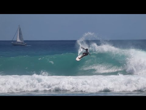 Junior Segment / The North Shore's Luana Silva - Freesurf Magazine