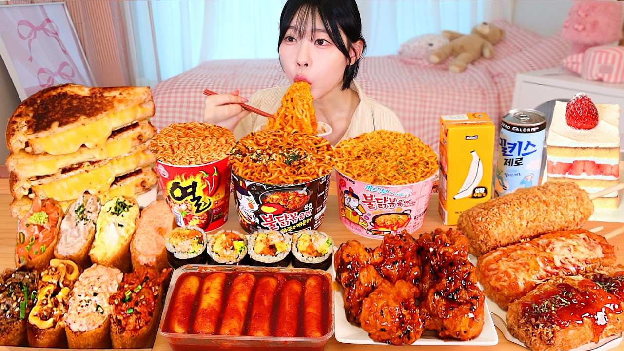 ASMR MUKBANG| 편의점 직접 만든 불닭 떡볶이 치킨 김밥 디저트 먹방 & 레시피 Convenience Store Food EATING