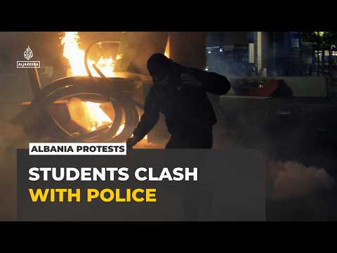 Albania protests: Students demonstrate against poor school conditions