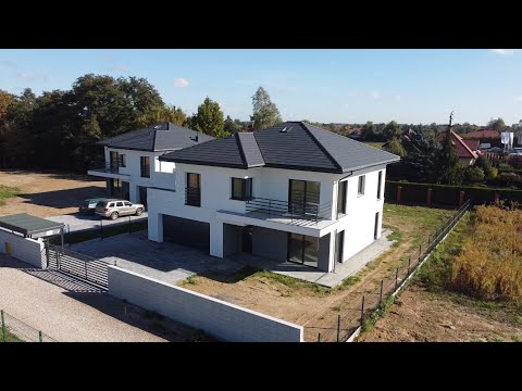 Nowoczesny dom na przedmieściach