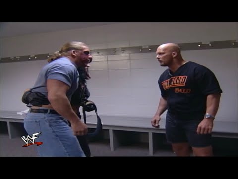 Triple H Attacks Stone Cold Steve Austin! SMACKDOWN! 14/10/99