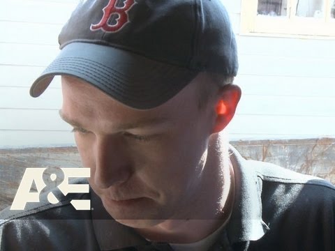 Flipping Boston: Isaac the Intern | A&E