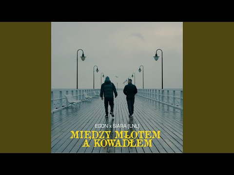 Między Młotem a Kowadłem