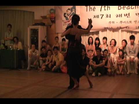 Beach Milonga Pusan, Korea  | Tango Performance | Odile y Mool | Patetico