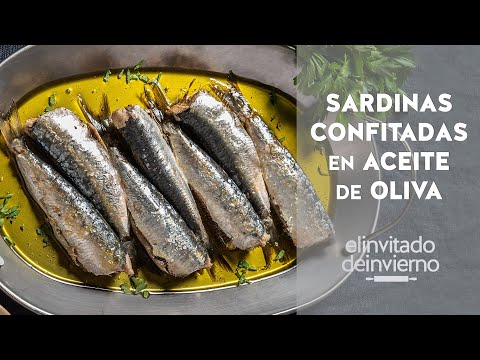 {Sardinas confitadas} en aceite de oliva