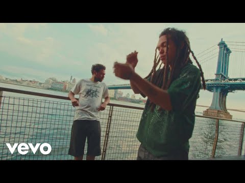 LIFEOFTHOM, Plain Pat - HANDS (feat. Wiki)