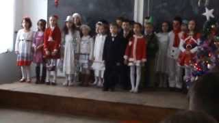 preview picture of video 'Serbare clasa a I a Popricani-Decembrie 2013 Iulia Pirlog--partea I'
