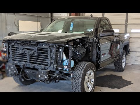How to remove Fender on a Chevy Silverado