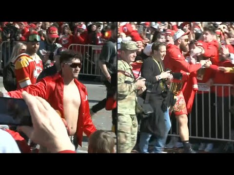 Fans cheer Mahomes, Kelce and the rest of Kansas City Chiefs at the Super Bowl victory parade | AFP