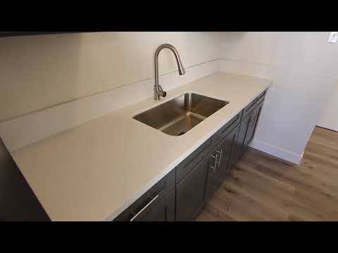 PL8970 - Beautiful 1 Bed + 1 Bath Apartment For Rent (Los Angeles, CA).