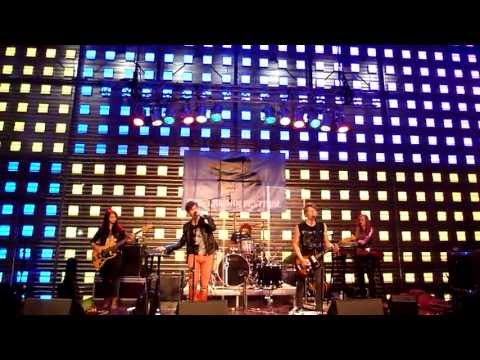 GIANTREE - Live beim Reeperbahn Festival 2013