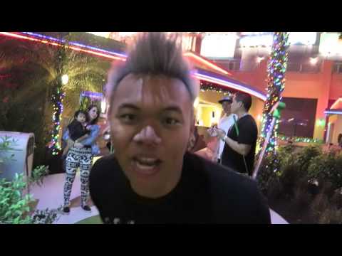 We Escaped!!! And Jeremy Lin Loses in Putt Putt - [5th Vlog of Xmas]​​​ | AJ Rafael​​​