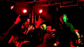 american head charge - take what i&#39;ve taken live