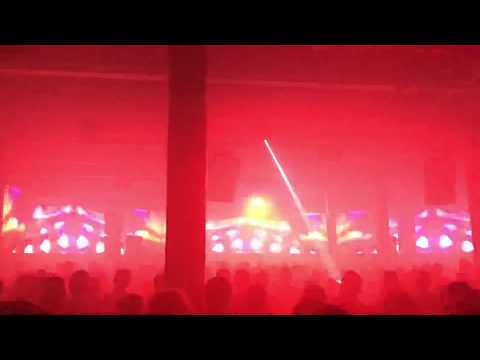 Welt In Scherben (Thomas P. Heckmann) at Reaktor Katharsis, Amsterdam 2 August 2019