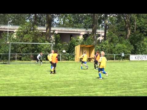 Toernooi Robur Harlingen: Robur E1 - Sc Franeker E2 (wedstrijd 1)