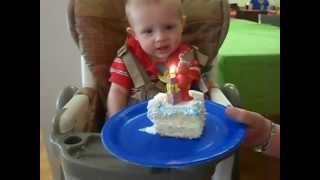 Noah Vs. the Birthday Cake Part 1