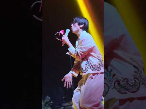 230610 'Colde my little blue boat' 묘(cat) + Sunflower