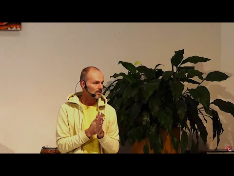 Yogastunde "Exakt" Mittelstufe mit Frank - Yoga Vidya Grundreihe Live 09:15 Uhr 26.09.2020