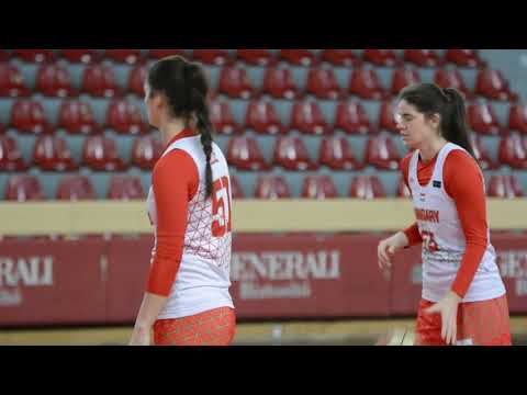 Magyar női kosárlabda válogatott edzése a Városi Sportcsarnokban - boon.hu