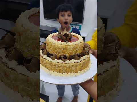 birthday cake #classroomenvironment #comedysong #sadika #cutebaby #funny #song l #cute #minivlog l #
