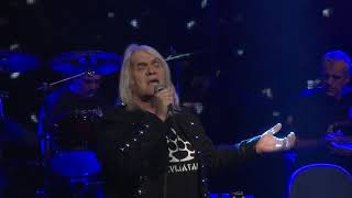 Riblja Čorba - Napolju - (Čorba se čuje i bez struje SC 2017)